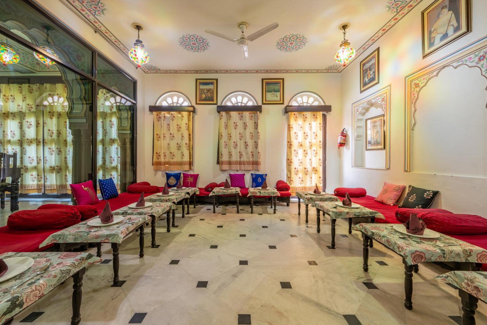 Dhulagarh Heritage Palace Hotel Near Jaipur Bānskhoh 외부 사진