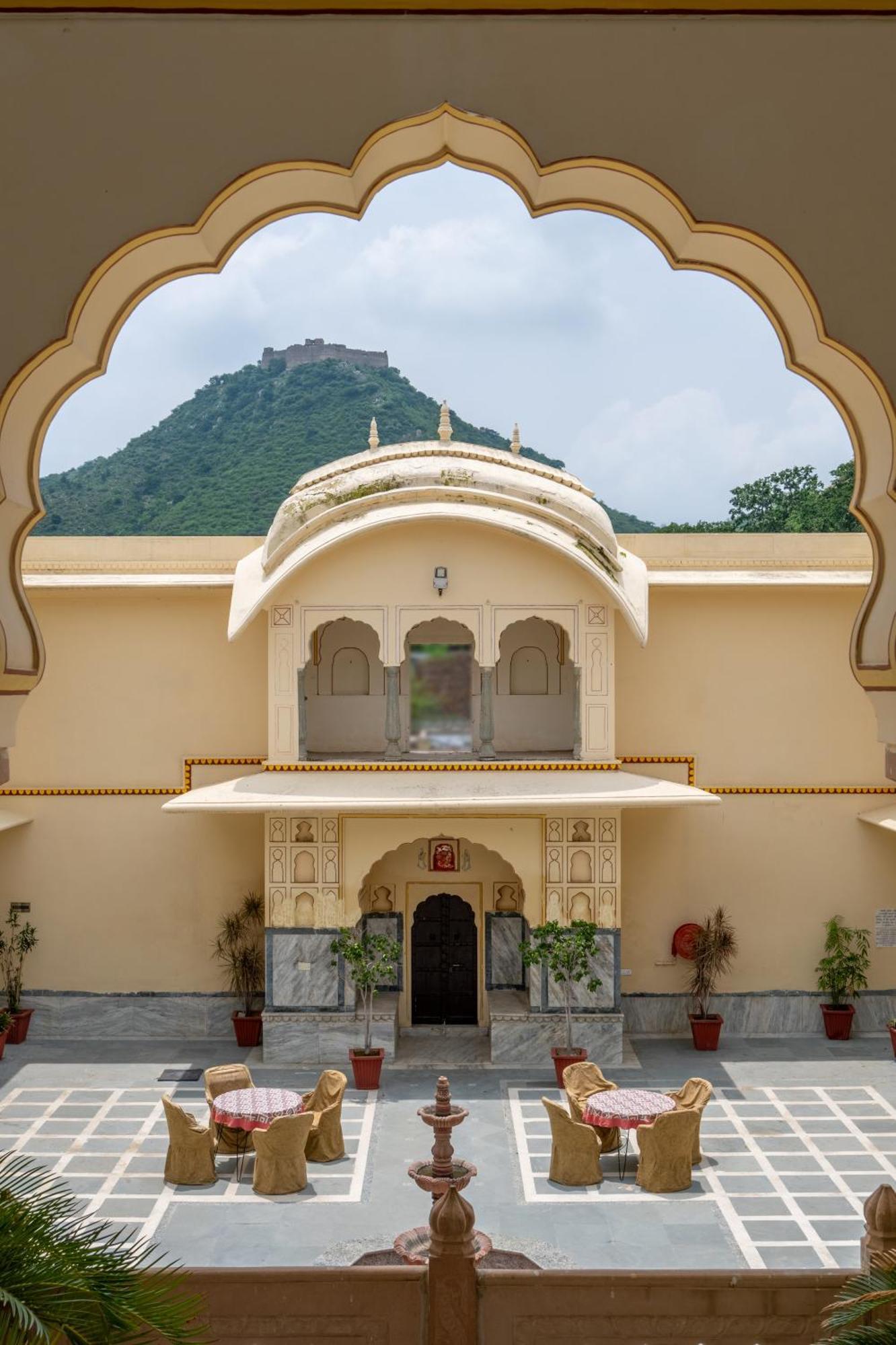 Dhulagarh Heritage Palace Hotel Near Jaipur Bānskhoh 외부 사진
